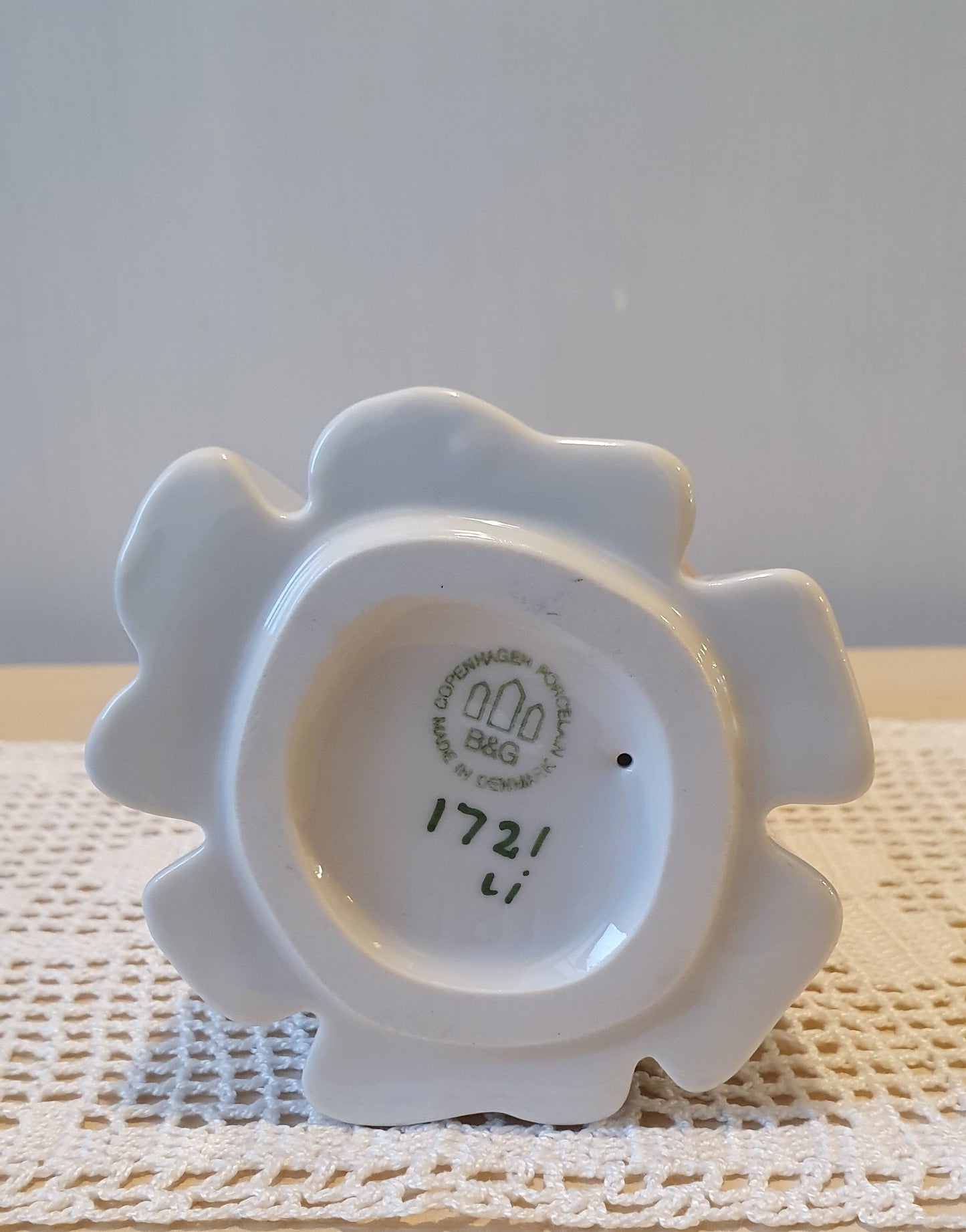 BING&GRONDAHL STATUINA VINTAGE "MARY CON BAMBOLA"