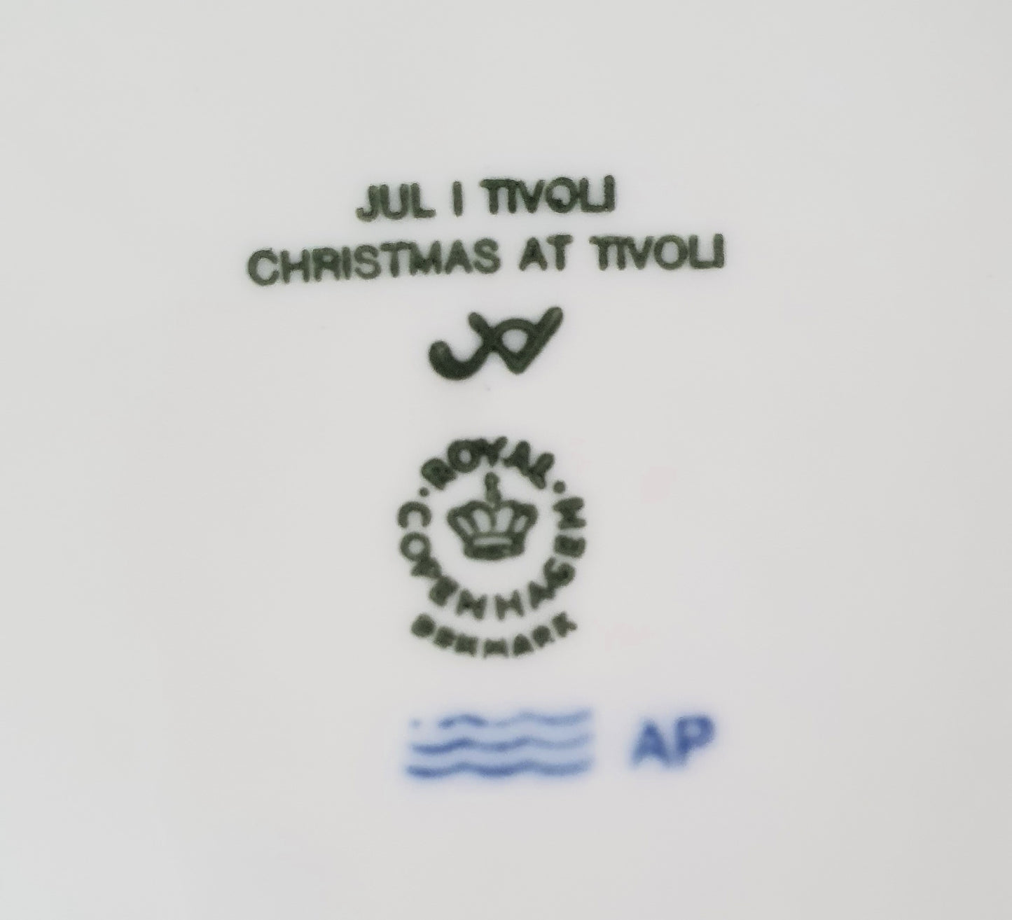 ROYAL COPENHAGEN PIATTO ANNO 1990