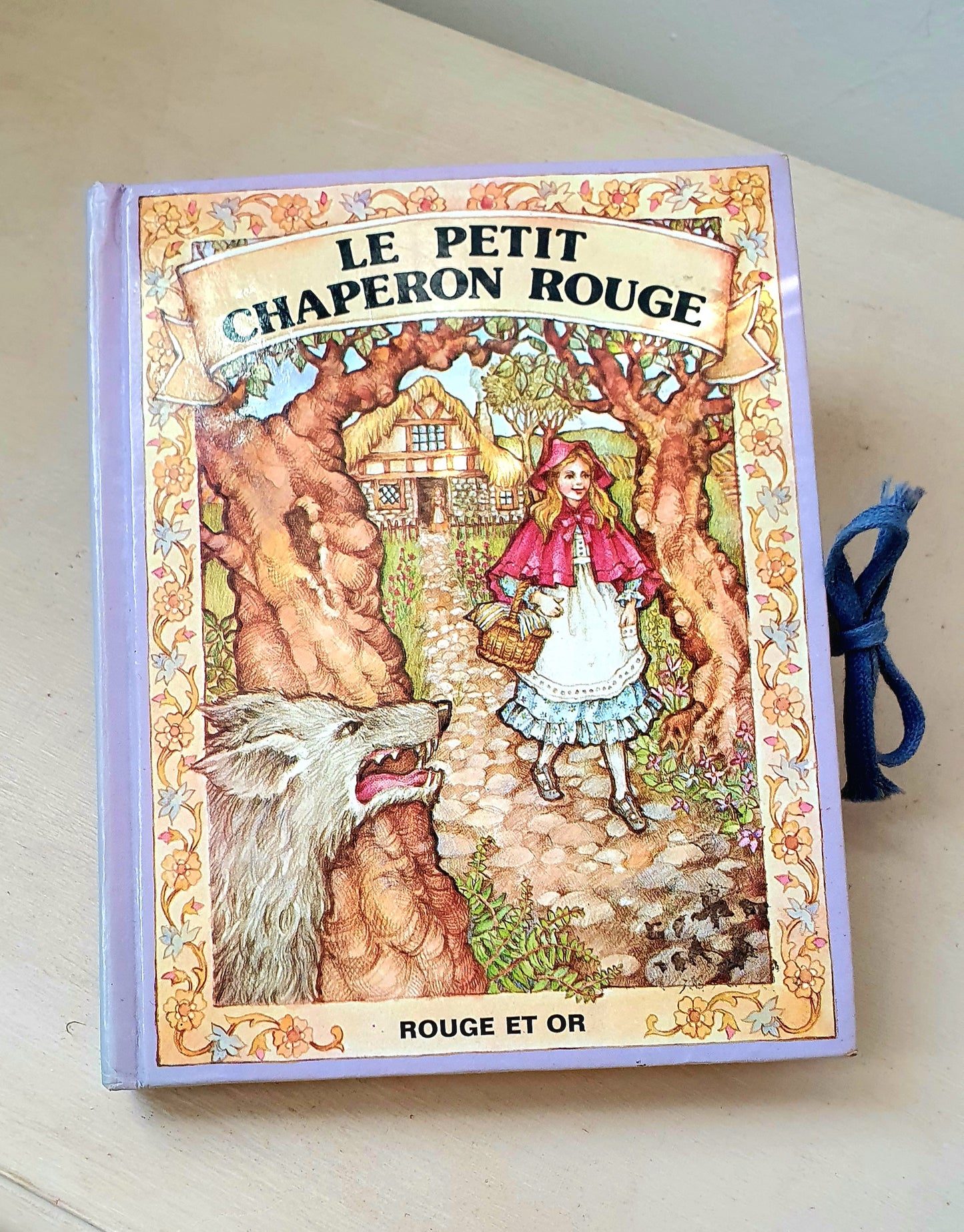 LIBRO POP UP VINTAGE EDIZIONI G.P. PARIGI 1975