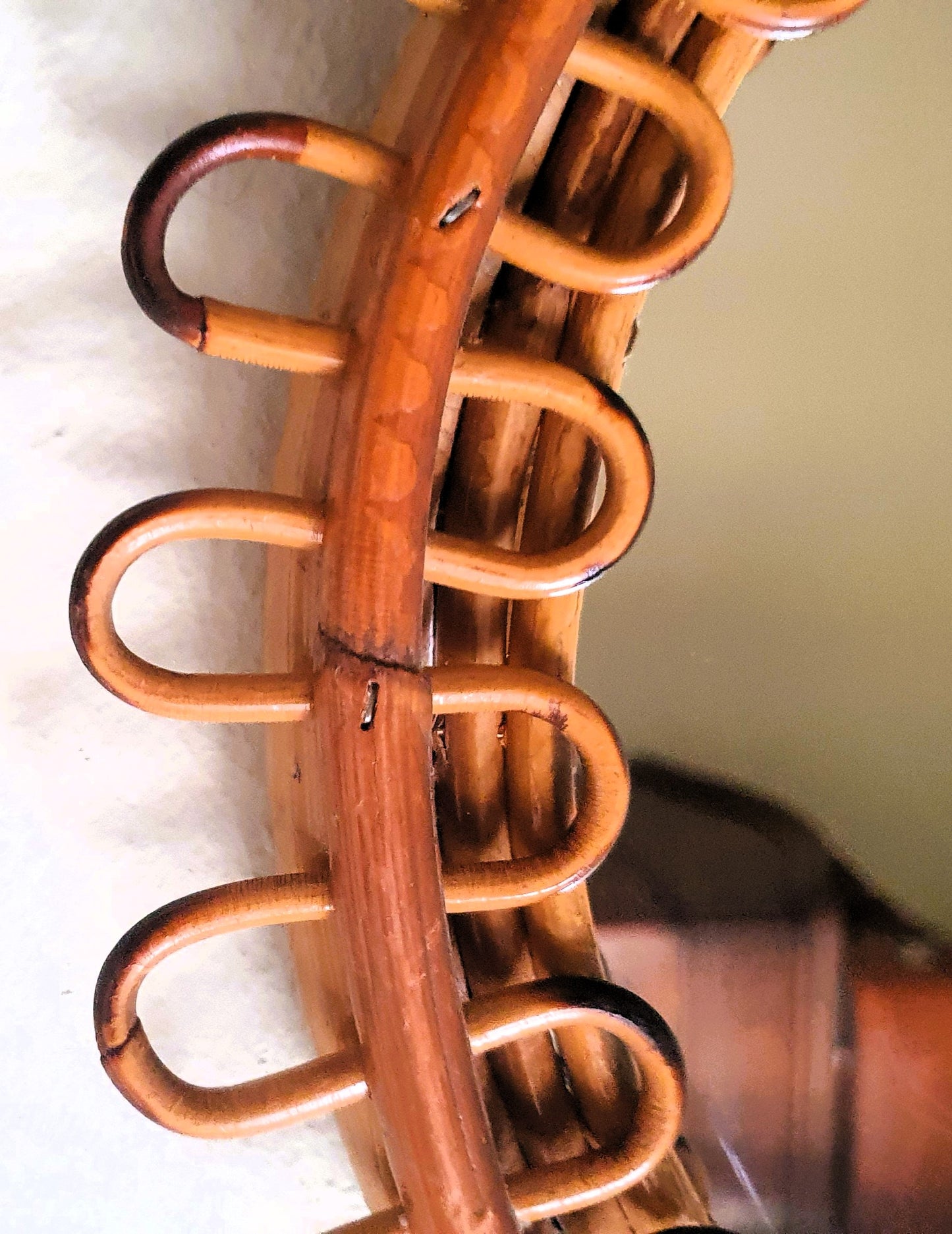 F. ALBINI SPECCHIO OVALE IN BAMBÚ E RATTAN ITALIA ANNI '60