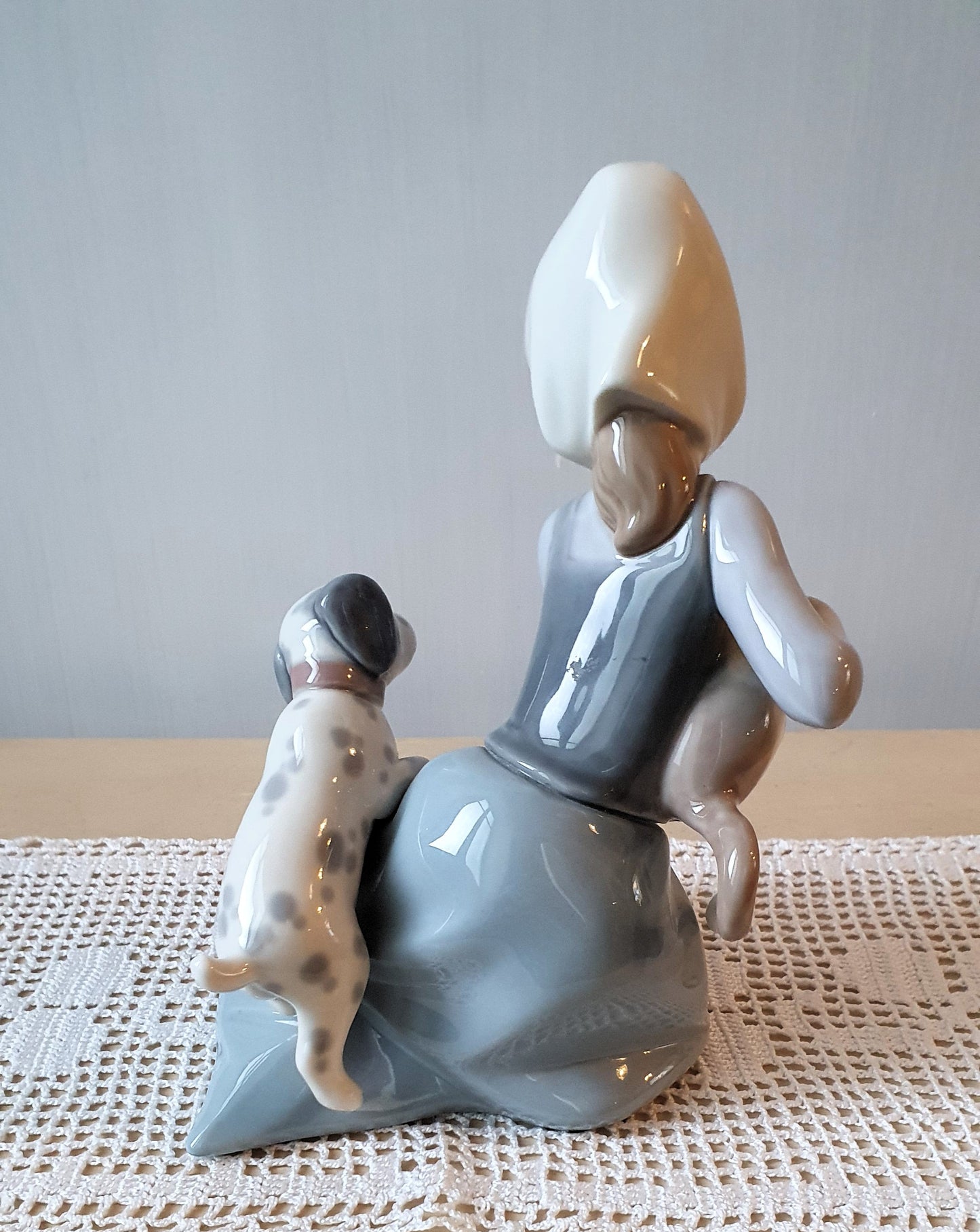 LLADRÓ BAMBINA CON CANE E GATTO VINTAGE IN PORCELLANA