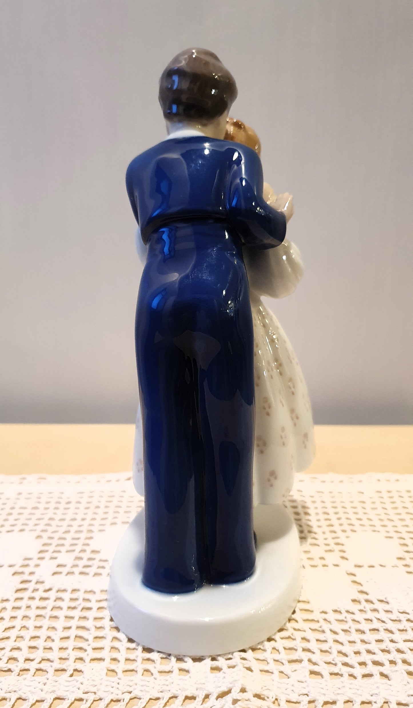 BING&GRONDAHL STATUINA VINTAGE "PRIMO BACIO"