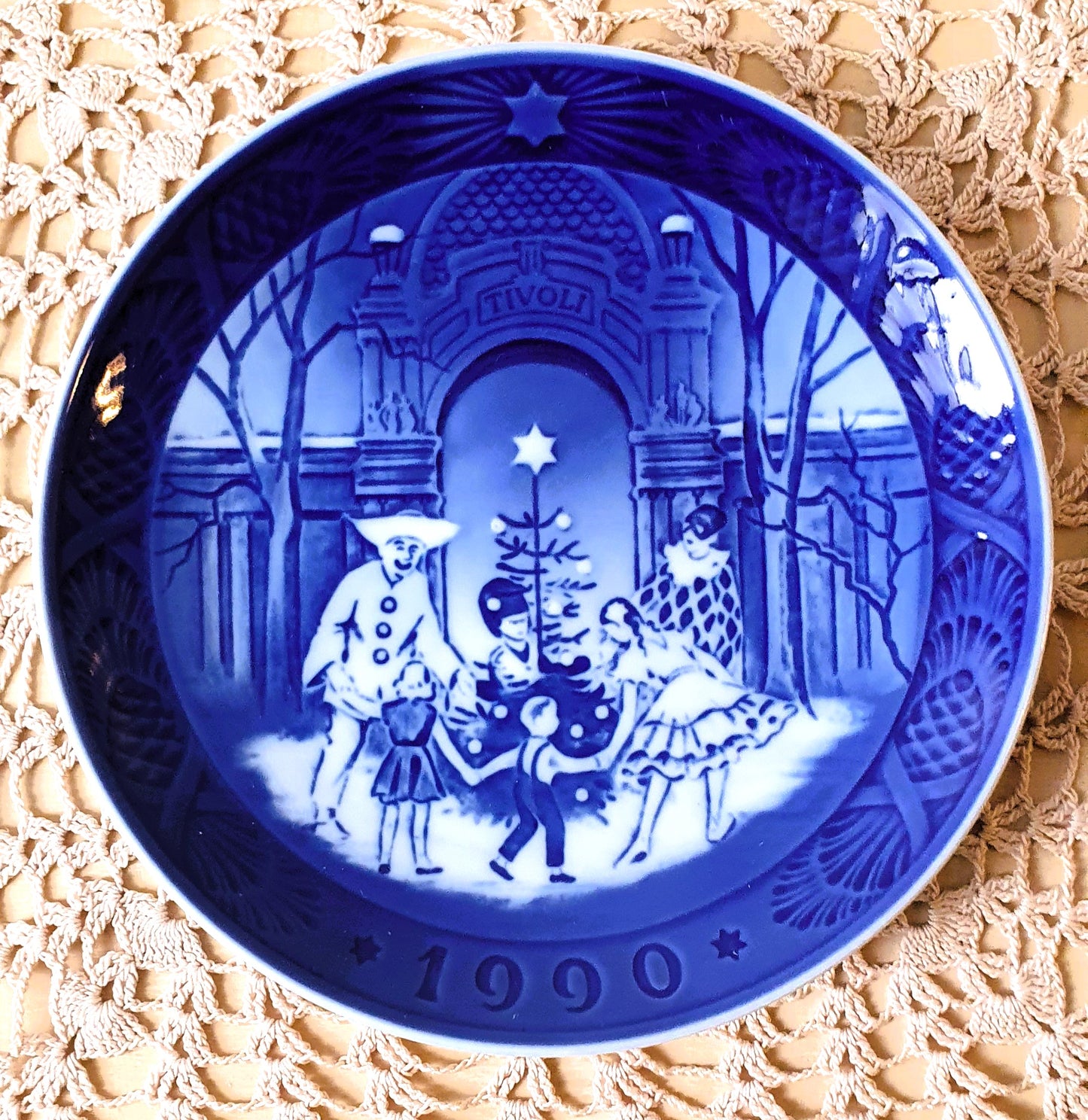 ROYAL COPENHAGEN PIATTO ANNO 1990