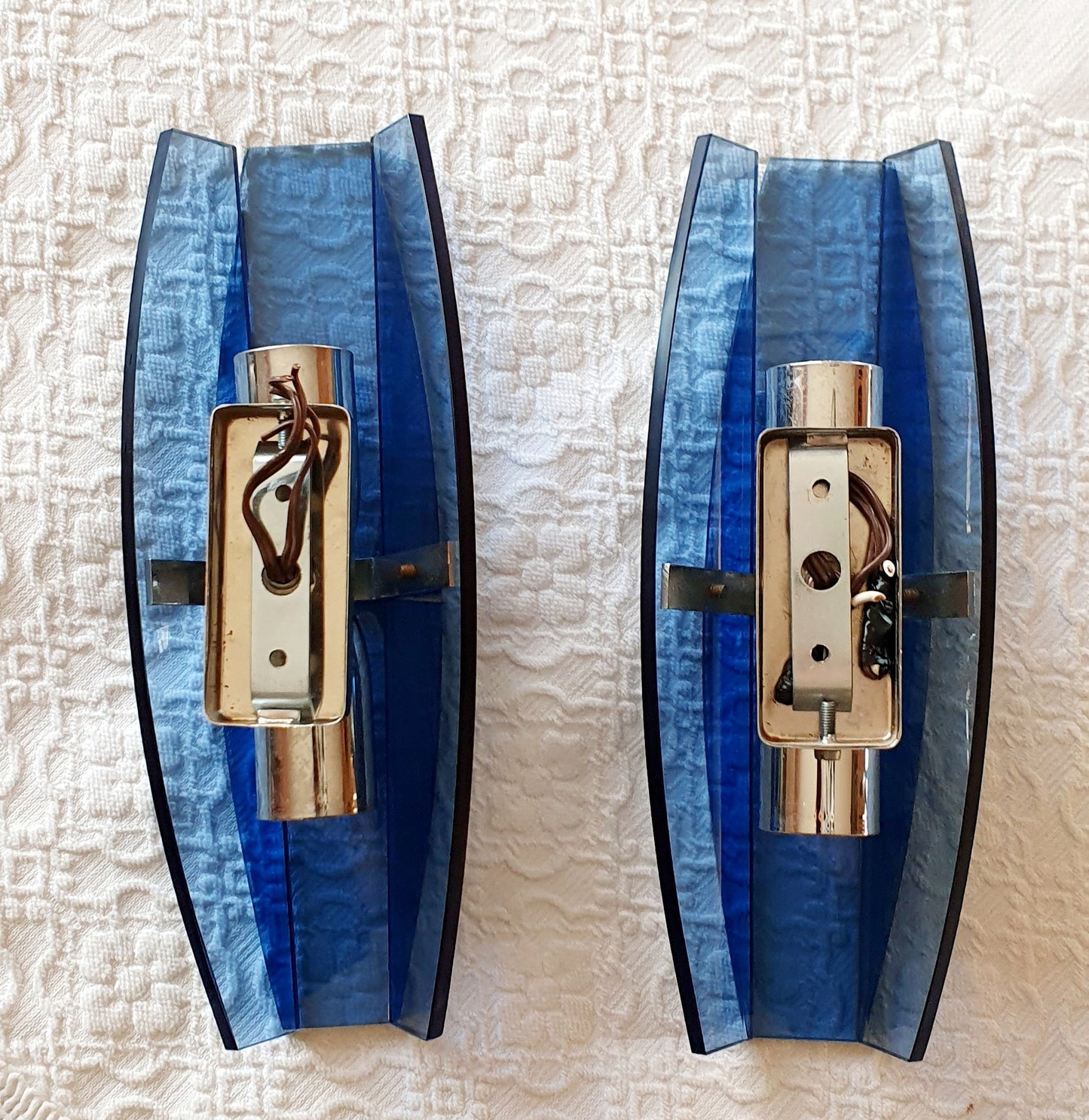 COPPIA DI APPLIQUE IN VETRO BLU DI VECA ITALIA ANNI '60 - '70