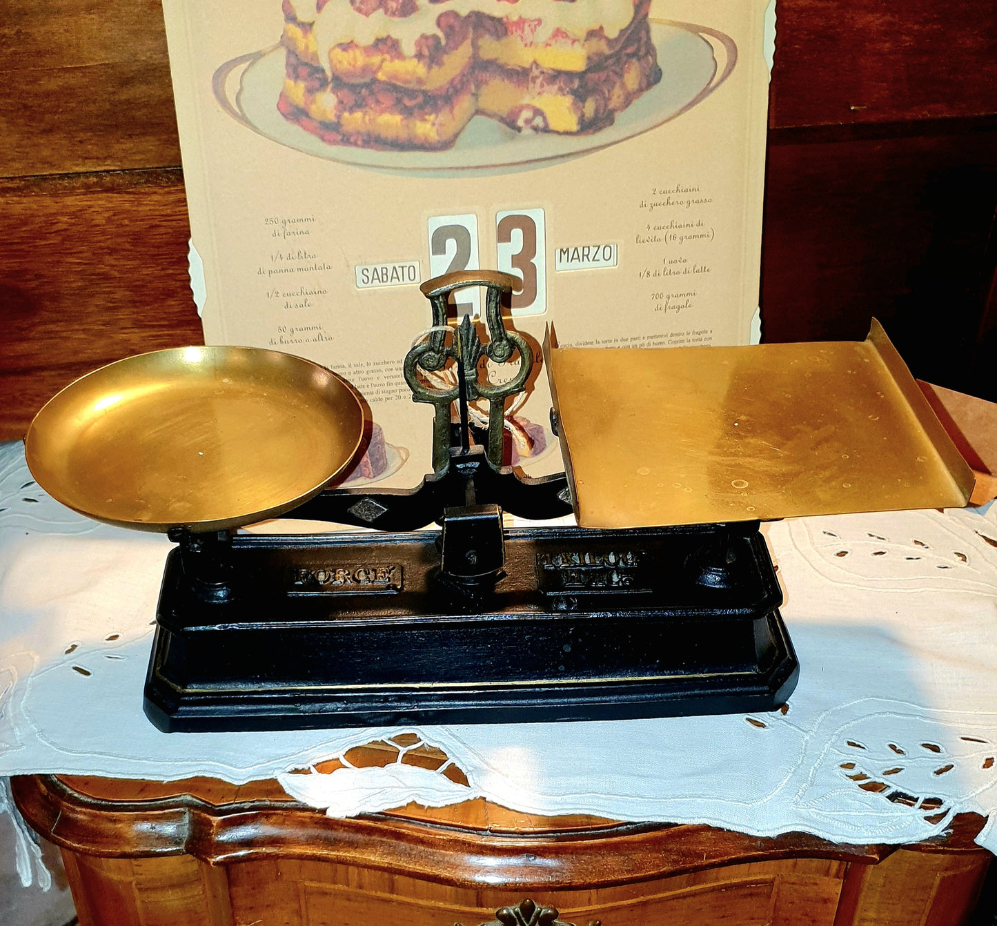 ANTICA BILANCIA FRANCESE IN GHISA FINE '800