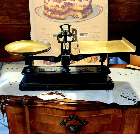 ANTICA BILANCIA FRANCESE IN GHISA FINE '800