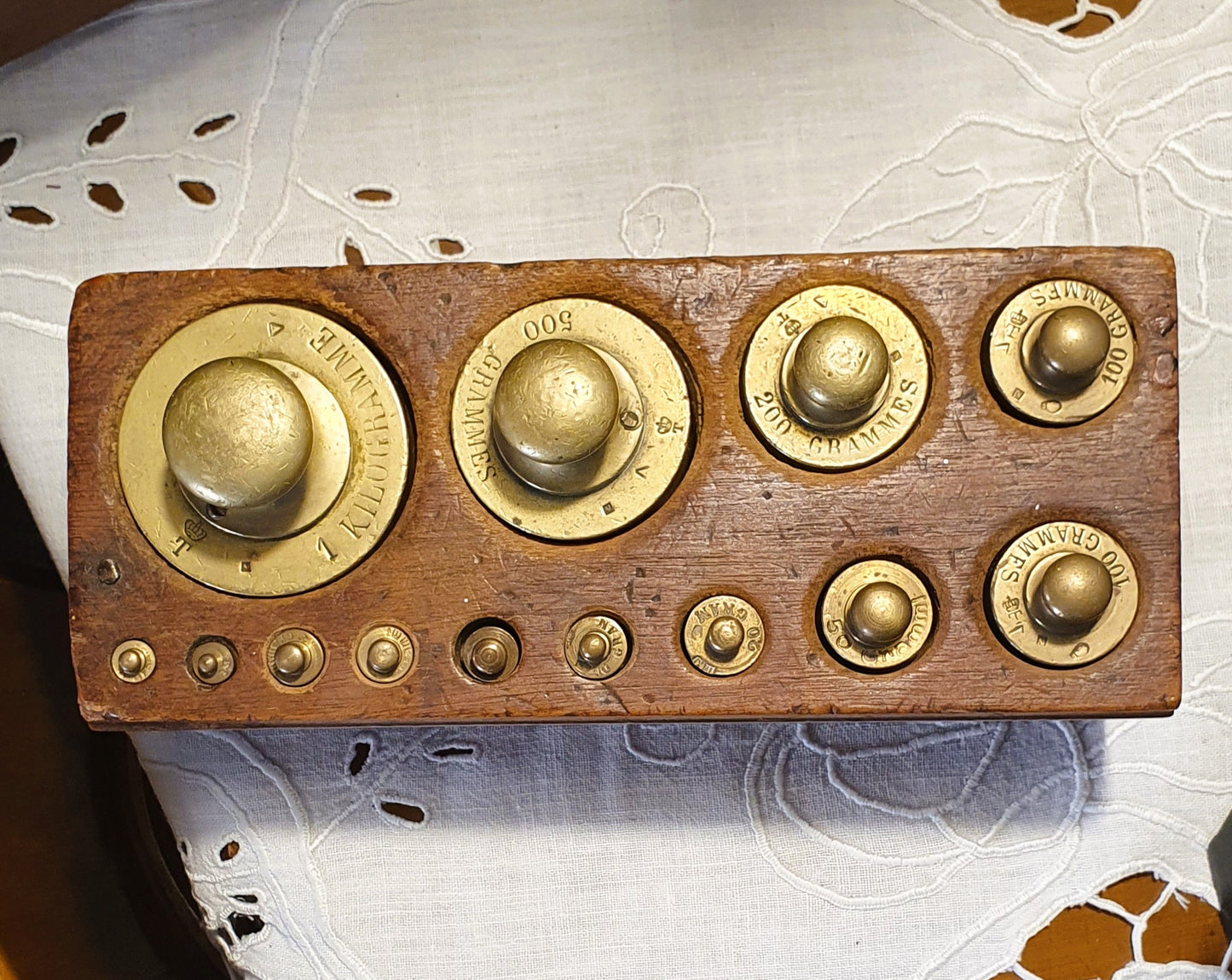 PESI IN OTTONE PER BILANCIA ANTICA