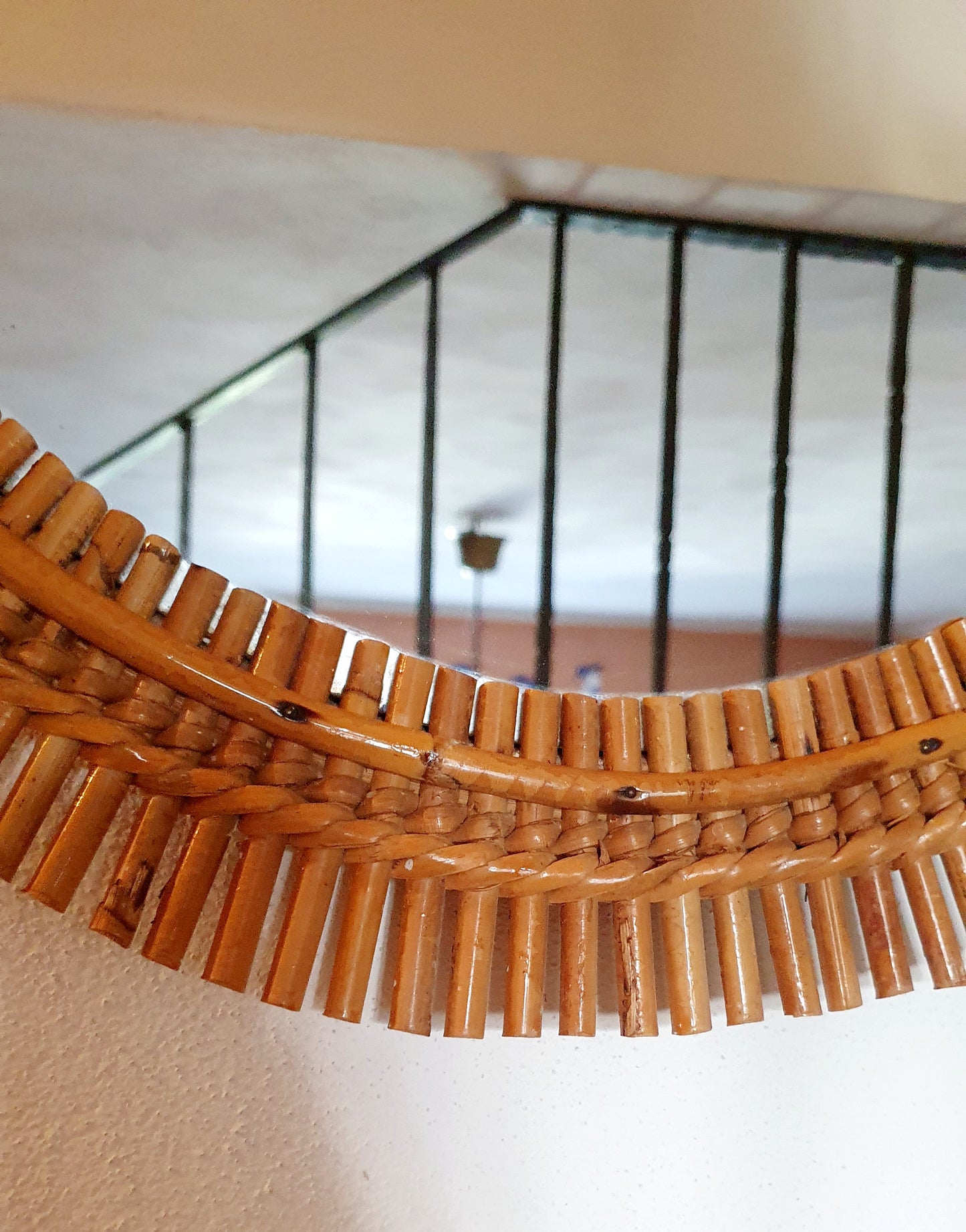 SPECCHIO VINTAGE IN VIMINI E BAMBU' ROTONDO RIVIERA F. ALBINI 1960