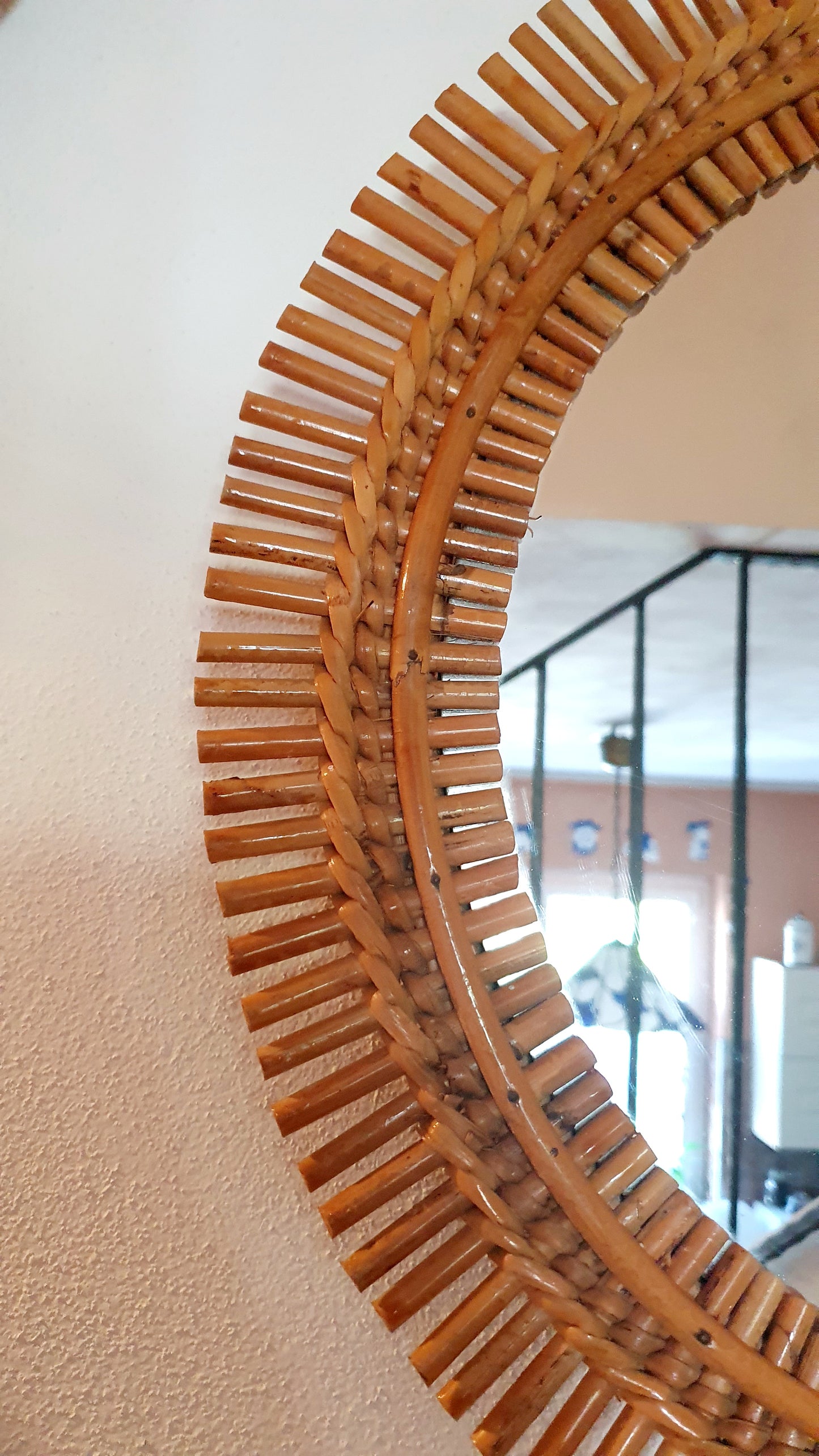 SPECCHIO VINTAGE IN VIMINI E BAMBU' ROTONDO RIVIERA F. ALBINI 1960