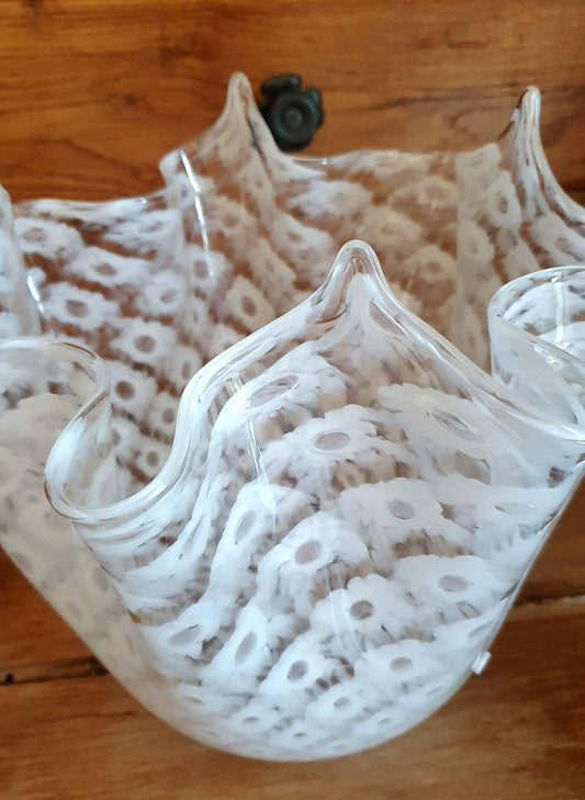 VASO A FAZZOLETTO VINTAGE IN VETRO SOFFIATO DI MURANO