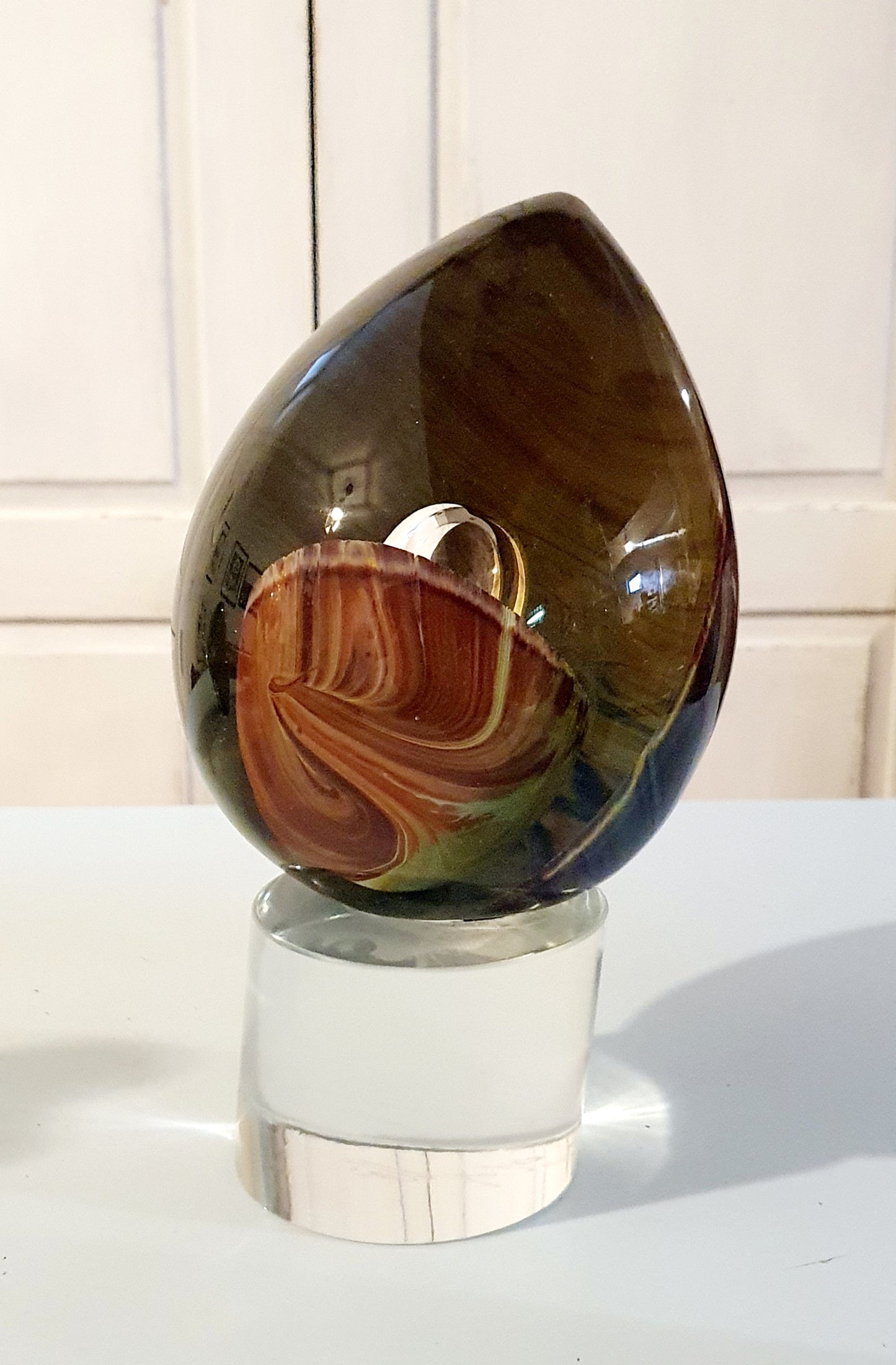 SCULTURA IN VETRO DI MURANO INTITOLATA " UOVO ENTRO UOVO"