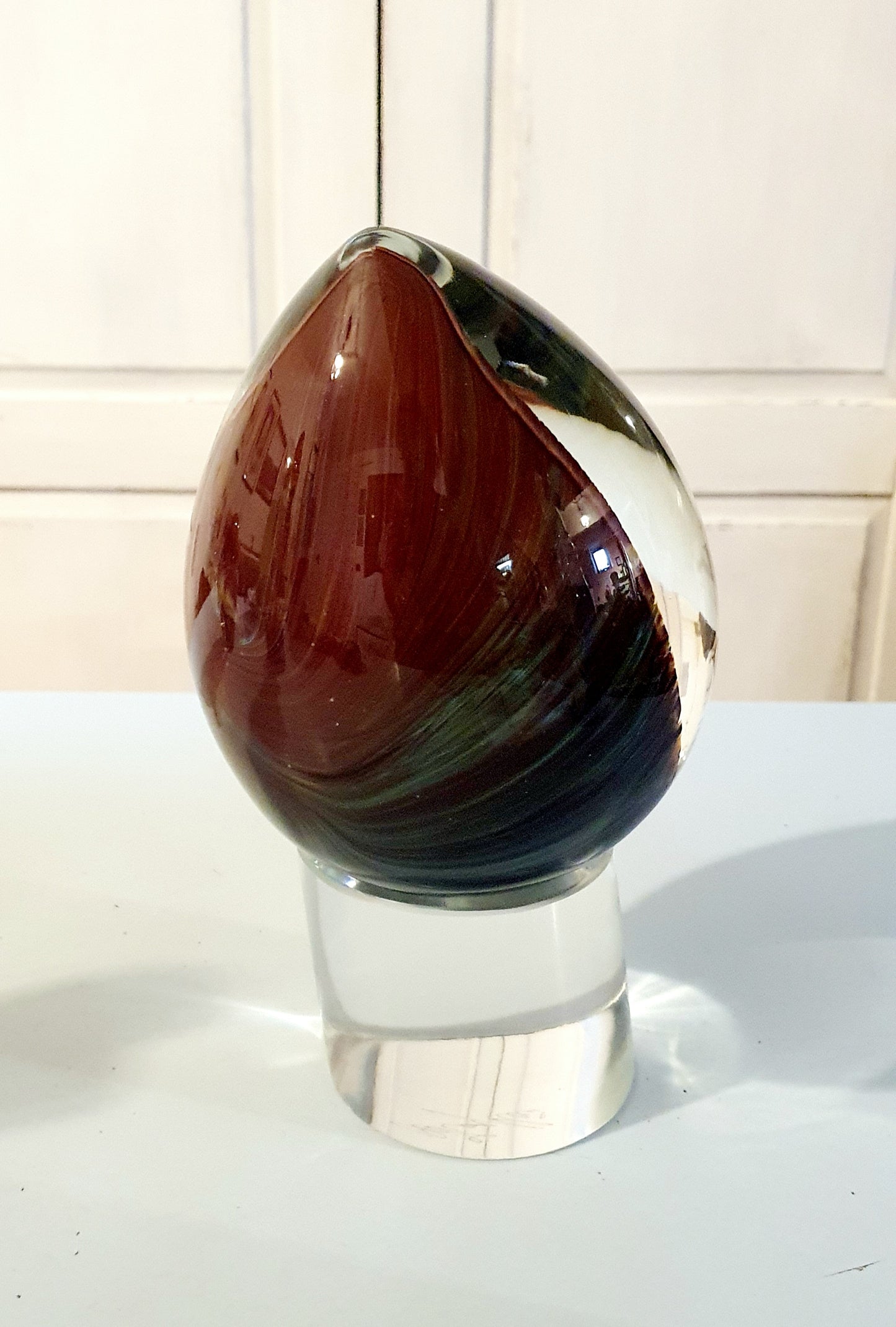 SCULTURA IN VETRO DI MURANO INTITOLATA " UOVO ENTRO UOVO"