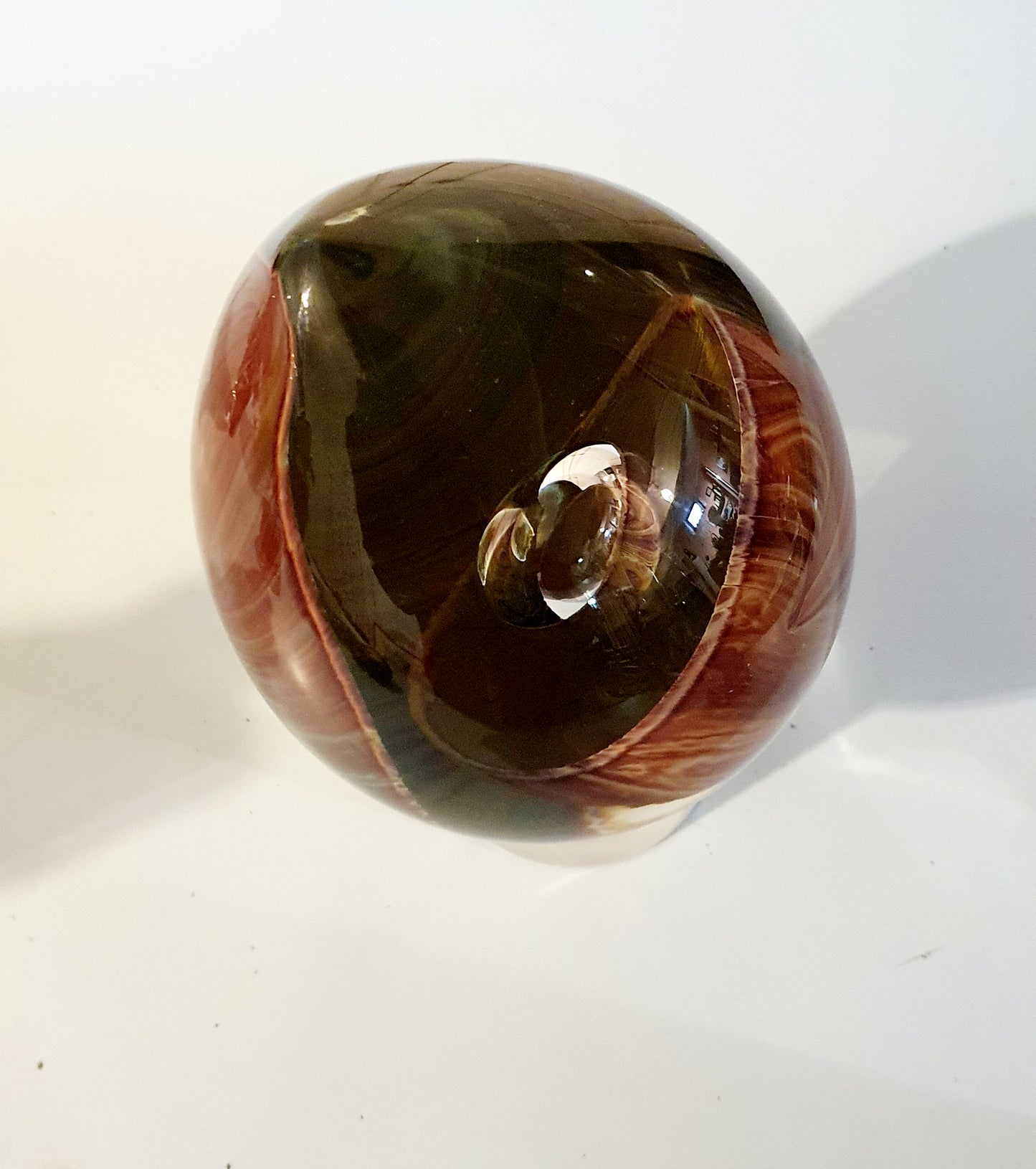 SCULTURA IN VETRO DI MURANO INTITOLATA " UOVO ENTRO UOVO"