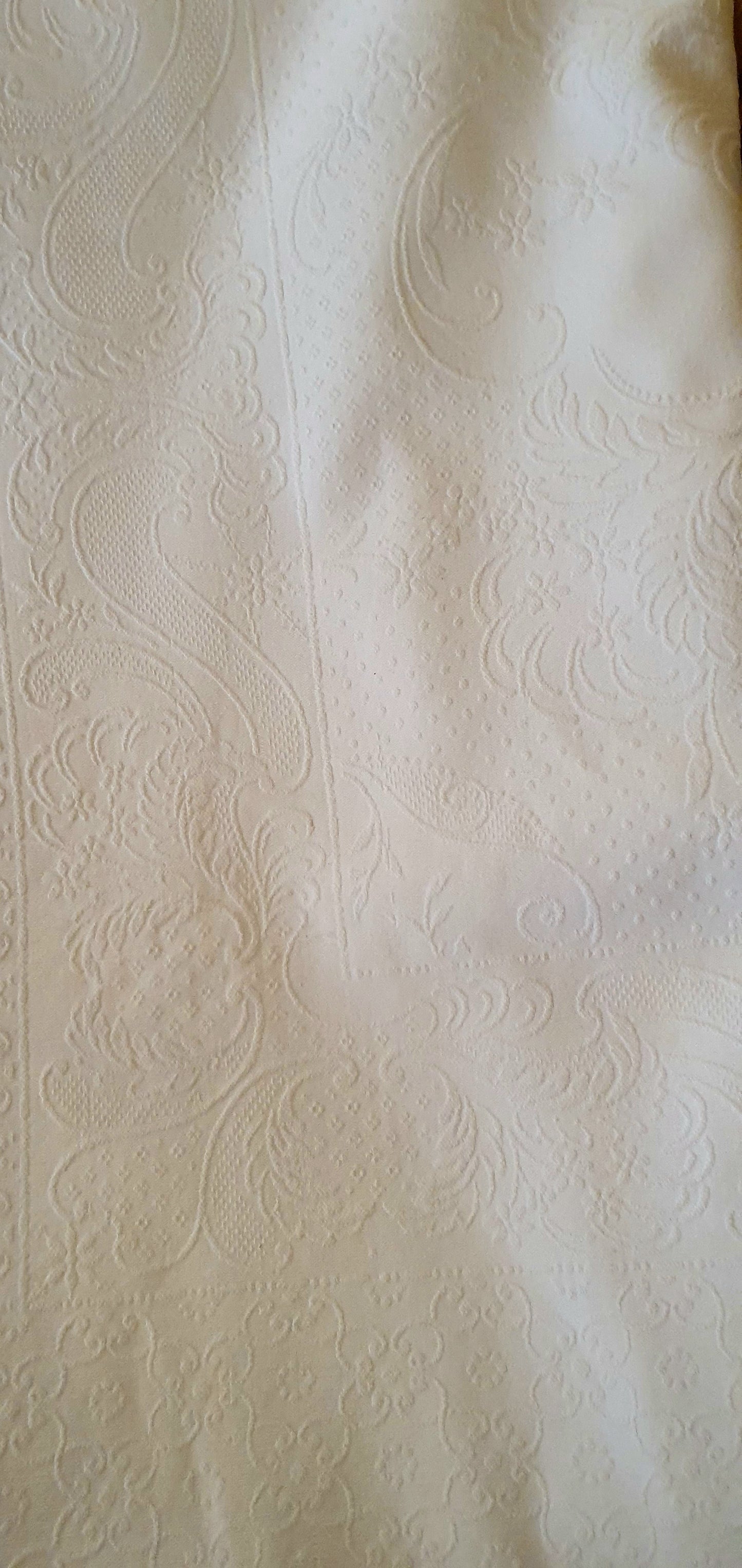 COPRILETTO VINTAGE IN COTONE E PIZZO