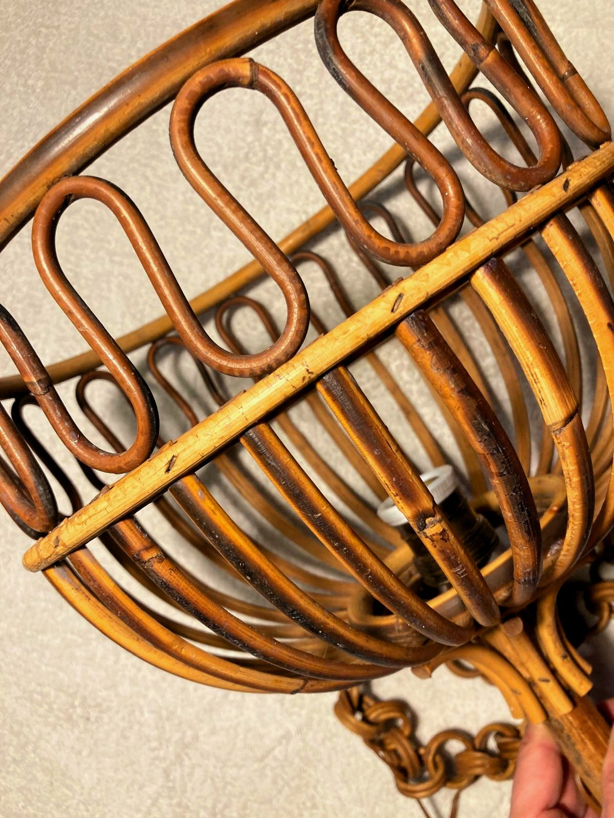 LAMPADA A SOSPENSIONE MID-CENTURY IN BAMBU' E VIMINI, ITALIA ANNI '60