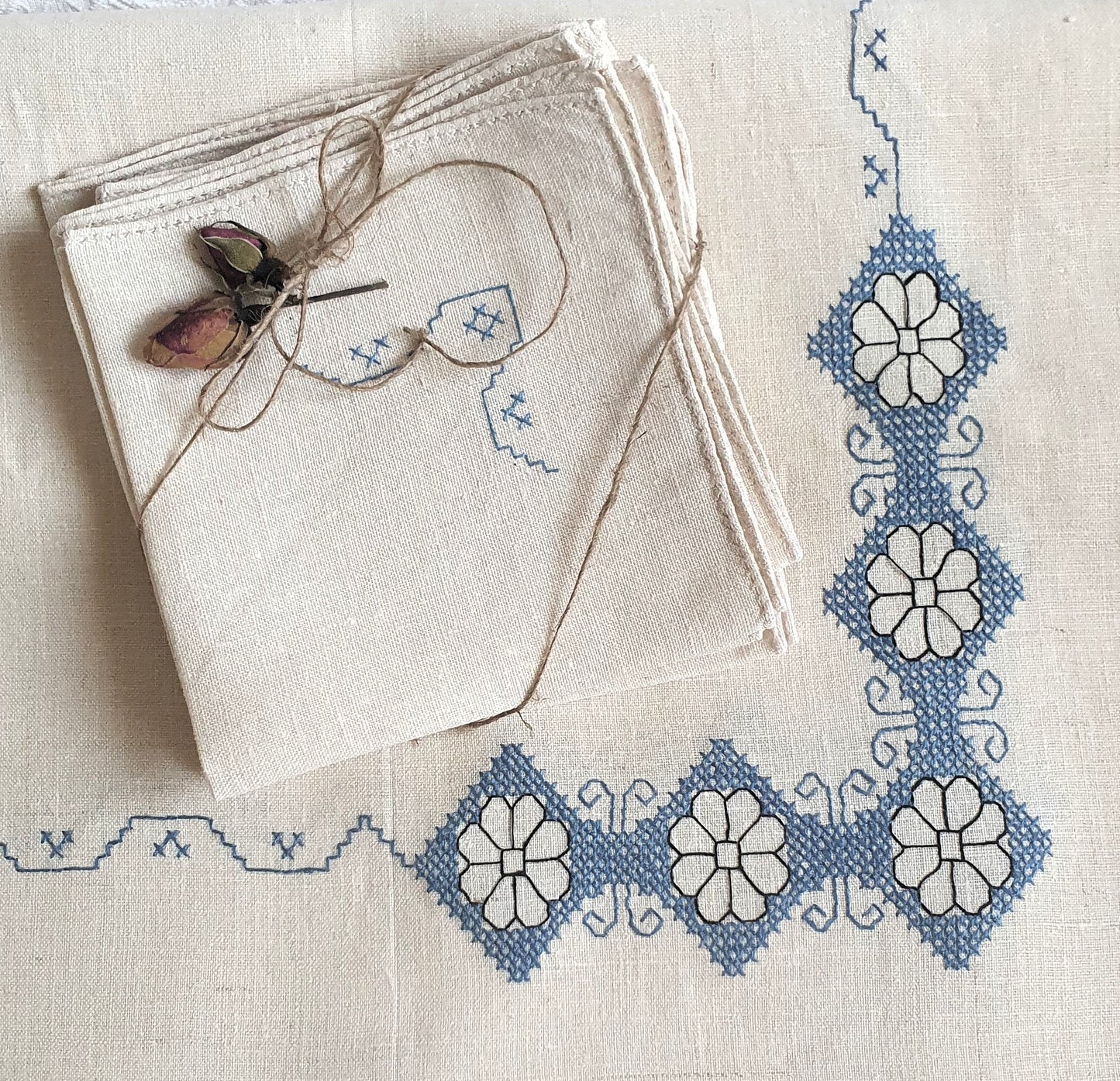 TOVAGLIA IN PURO LINO VINTAGE ANNI '50